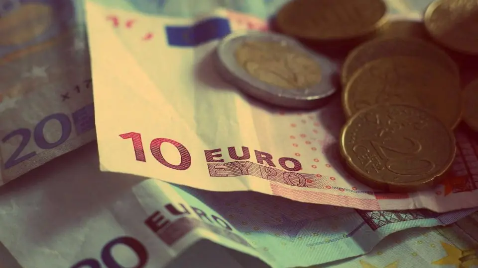 Euro banknotları ve bozuk paraları